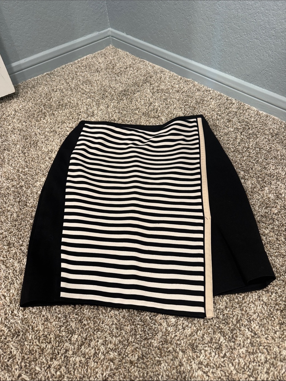 White House Black Market Black and White Striped Pencil Skirt with Side Panel
